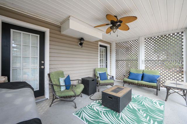 77 Victoria Square Dr, Hilton Head Island, SC 29926