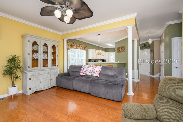 77 Victoria Square Dr, Hilton Head Island, SC 29926