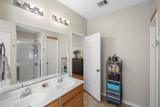 10318 Lyndon Meadows Drive, Houston, TX 77095
