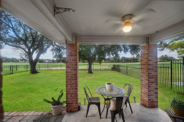 10318 Lyndon Meadows Drive, Houston, TX 77095