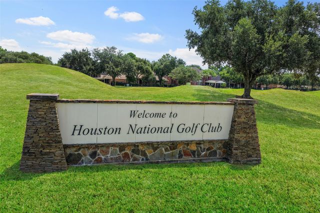 10318 Lyndon Meadows Drive, Houston, TX 77095