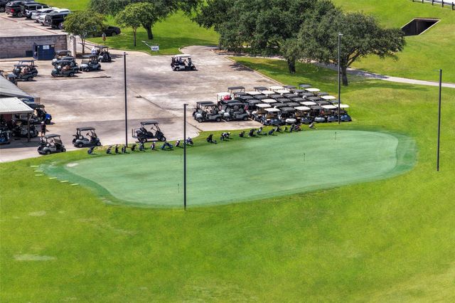 10318 Lyndon Meadows Drive, Houston, TX 77095
