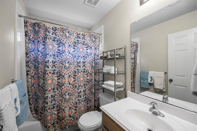 10318 Lyndon Meadows Drive, Houston, TX 77095