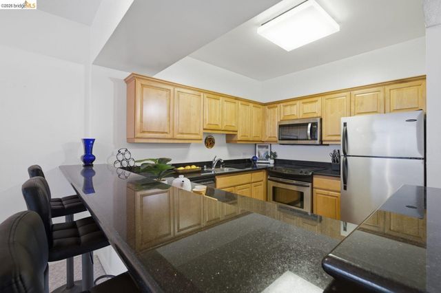 6363 Christie Ave 2701, Emeryville, CA 94608