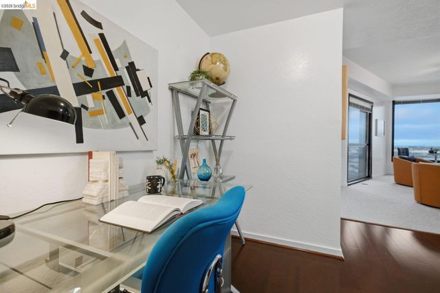 6363 Christie Ave 2701, Emeryville, CA 94608