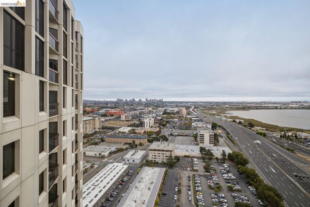 6363 Christie Ave 2701, Emeryville, CA 94608