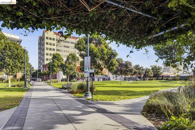 6363 Christie Ave 2701, Emeryville, CA 94608