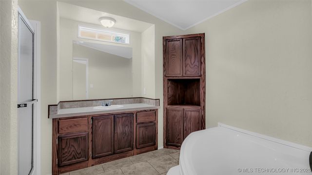 291 Golden, Ardmore, OK 73401