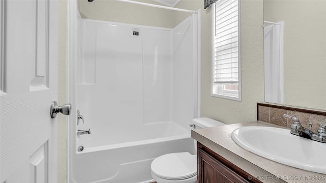 291 Golden, Ardmore, OK 73401