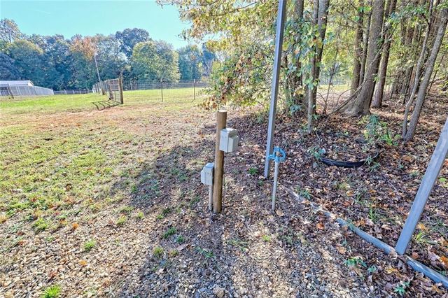 539 B Wilson Road, Commerce, GA 30529