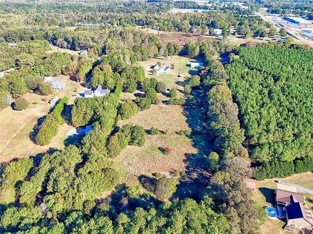 539 B Wilson Road, Commerce, GA 30529