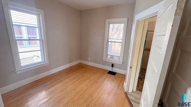 500 W Pleasant Dr Drive, Pierre, SD 57501