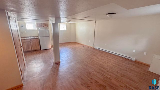 500 W Pleasant Dr Drive, Pierre, SD 57501