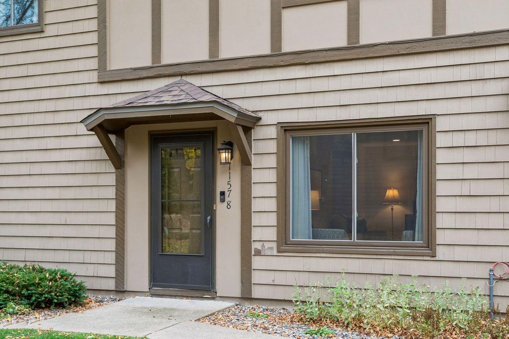 11578 Scotch Pine Court, Eden Prairie, MN 55344 — photo 2