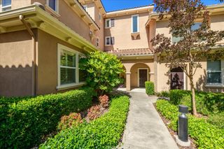 4800 Westlake Parkway #704, Sacramento, CA 95835