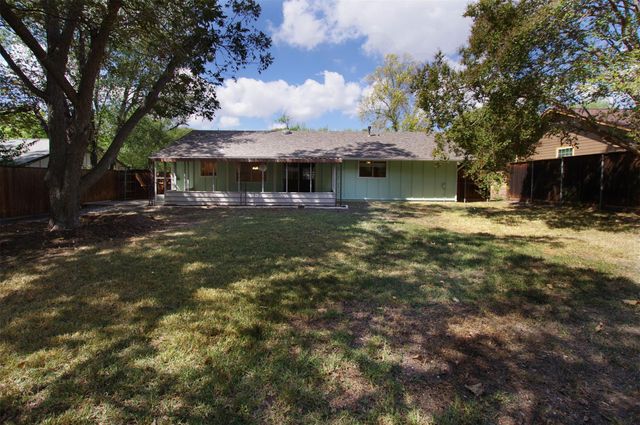 9801 Ochiltree DR, Austin, TX 78753
