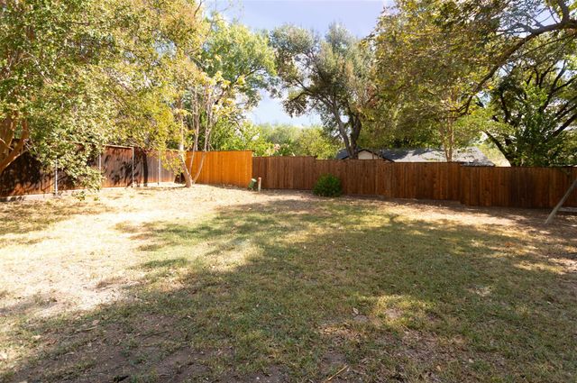 9801 Ochiltree DR, Austin, TX 78753
