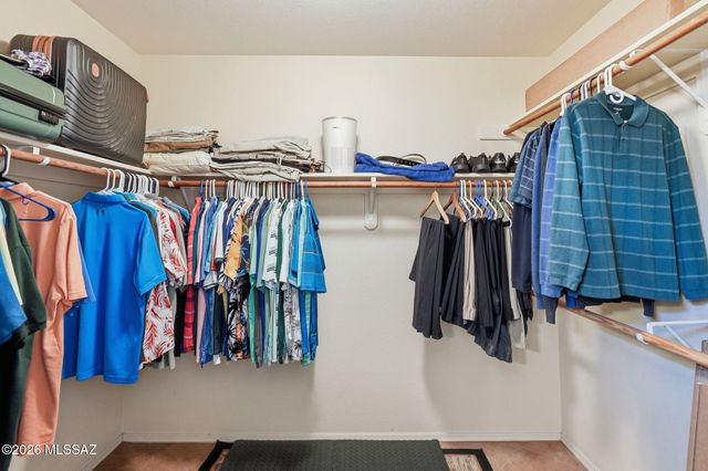 1750 W Círculo De La Pinata, Green Valley, AZ 85622