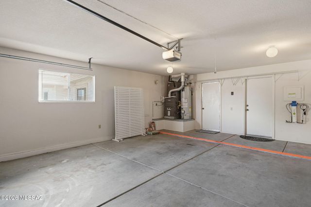 1750 W Círculo De La Pinata, Green Valley, AZ 85622