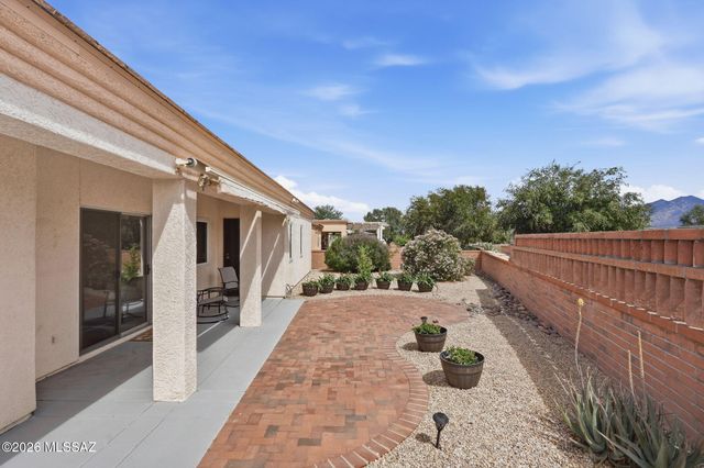 1750 W Círculo De La Pinata, Green Valley, AZ 85622