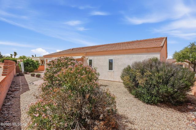 1750 W Círculo De La Pinata, Green Valley, AZ 85622