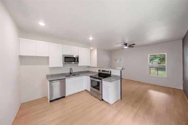 136 Ash Street, Trinity, TX 75862