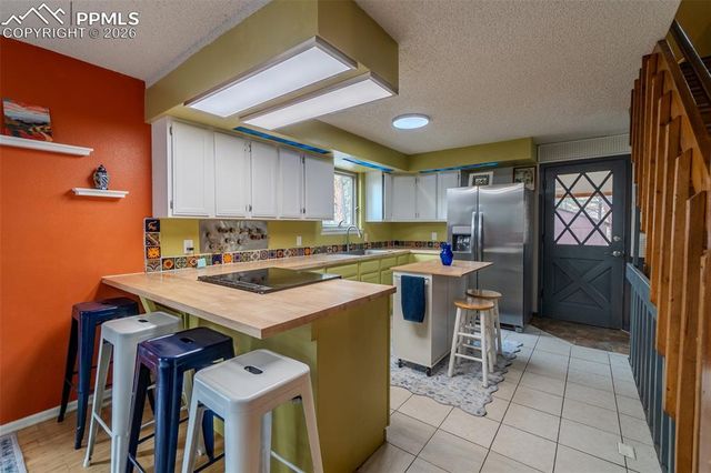 493 Lost Lake Drive, Divide, CO 80814