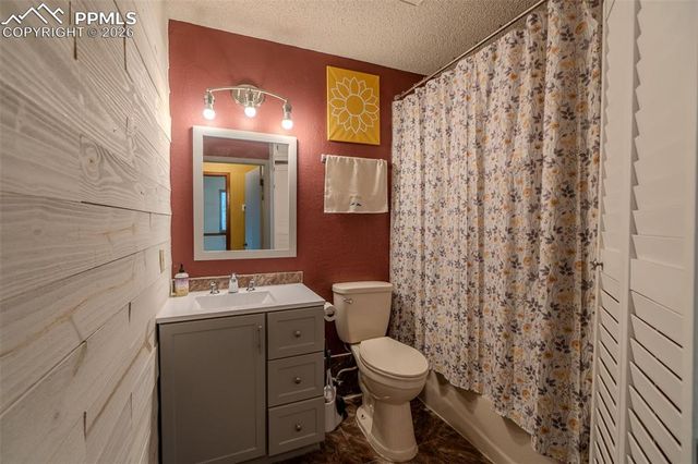 493 Lost Lake Drive, Divide, CO 80814