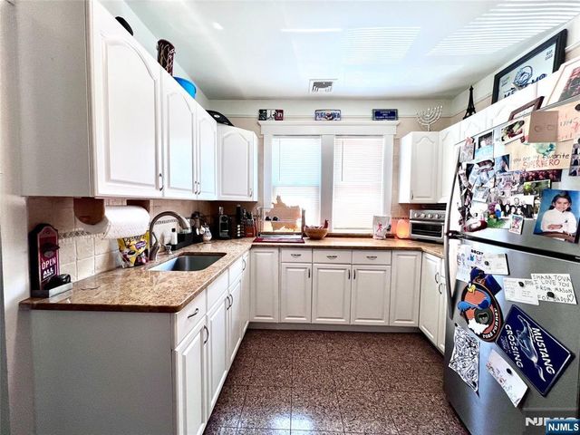 395 Taylor Avenue, Hackensack, NJ 07601