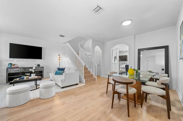 9380 W 33rd Ln, Hialeah, FL 33018