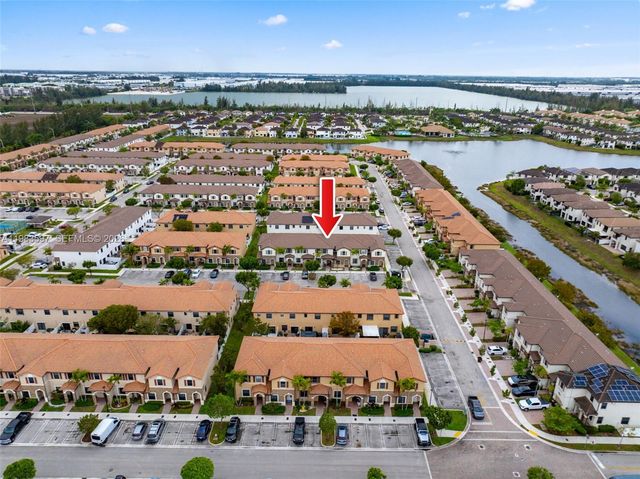 9380 W 33rd Ln, Hialeah, FL 33018