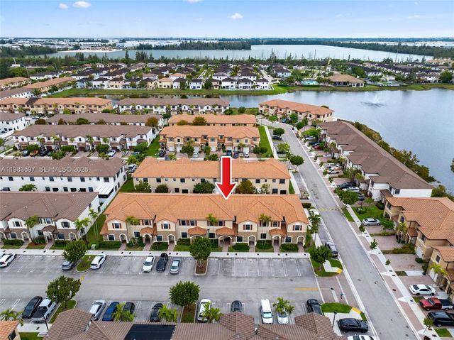 9380 W 33rd Ln, Hialeah, FL 33018