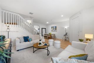 9380 W 33rd Ln, Hialeah, FL 33018