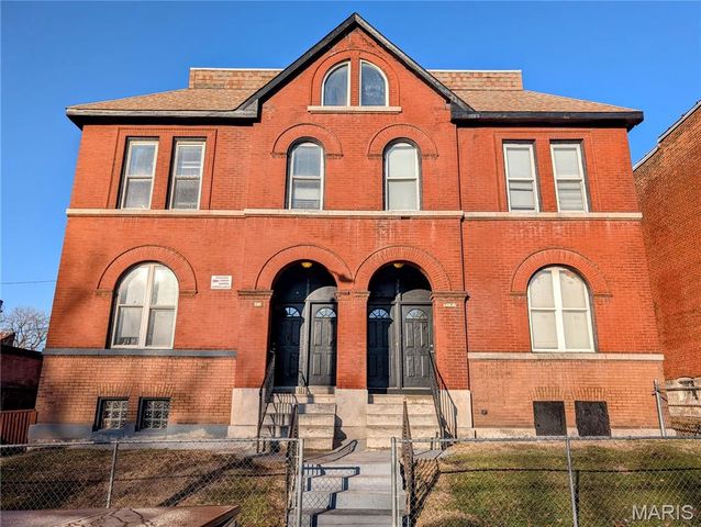 3743 Wisconsin Avenue, St Louis, MO 63118