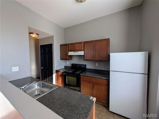 3743 Wisconsin Avenue, St Louis, MO 63118