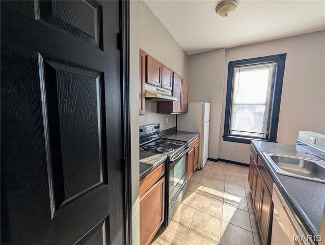 3743 Wisconsin Avenue, St Louis, MO 63118