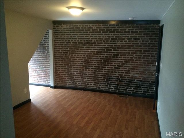 3743 Wisconsin Avenue, St Louis, MO 63118