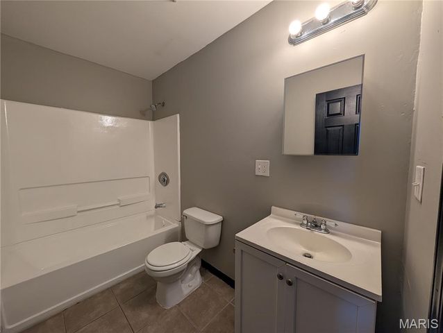 3743 Wisconsin Avenue, St Louis, MO 63118