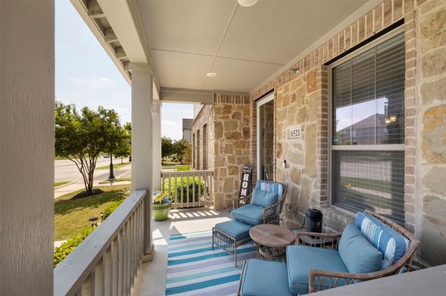 6521 Iron Horse Boulevard, North Richland Hills, TX 76180