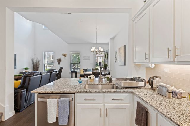 6521 Iron Horse Boulevard, North Richland Hills, TX 76180