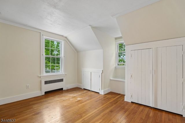 688 Greenbrook Rd, North Plainfield Boro, NJ 07063
