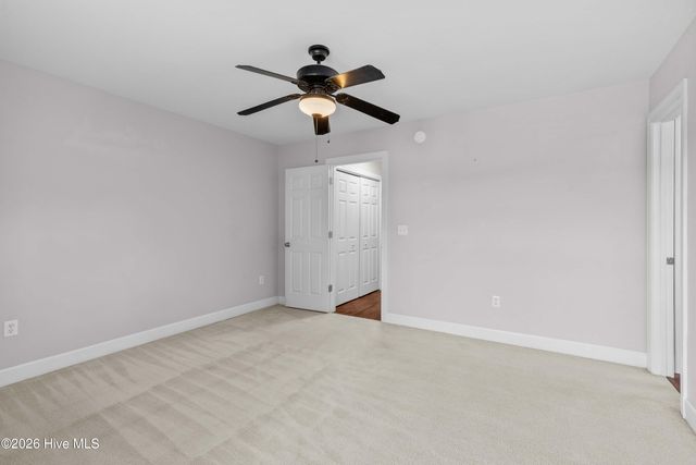 304 Pine Ridge Lane, Holly Ridge, NC 28445