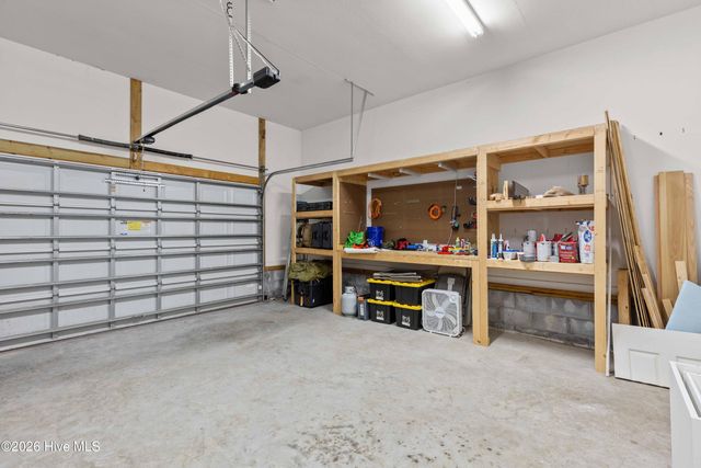 304 Pine Ridge Lane, Holly Ridge, NC 28445