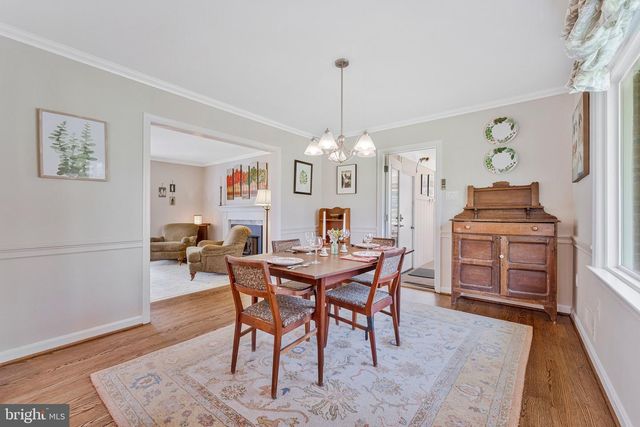 1438 BROOKHAVEN DR, Mclean, VA 22101