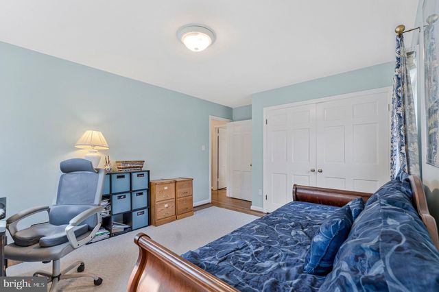 1438 BROOKHAVEN DR, Mclean, VA 22101