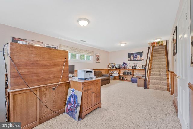 1438 BROOKHAVEN DR, Mclean, VA 22101
