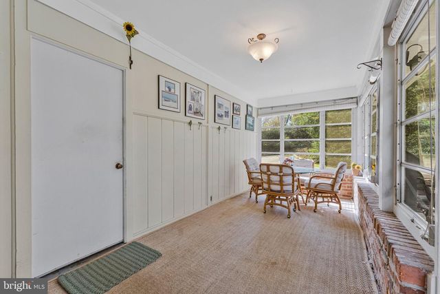 1438 BROOKHAVEN DR, Mclean, VA 22101