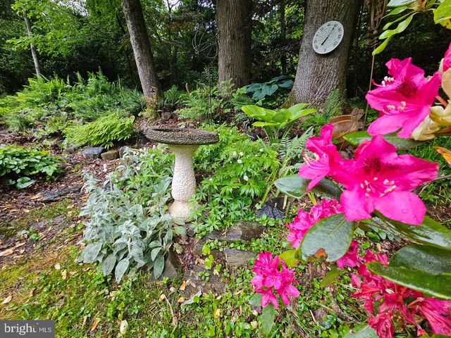 1438 BROOKHAVEN DR, Mclean, VA 22101