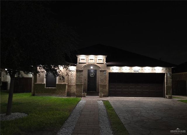 306 Los Laureles Drive, San Juan, TX 78589