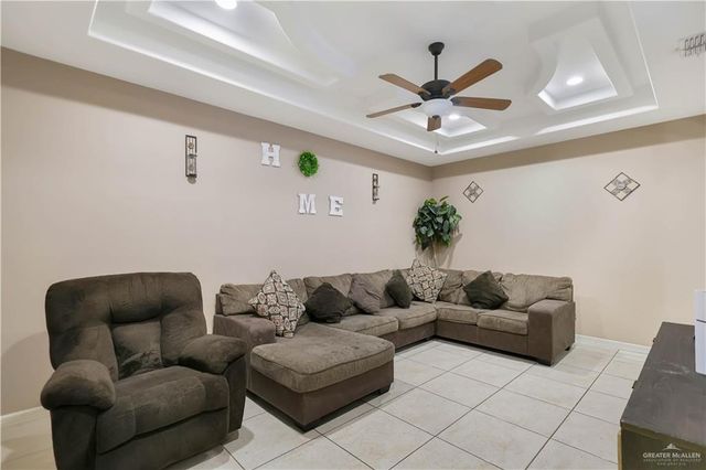 306 Los Laureles Drive, San Juan, TX 78589
